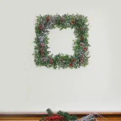 Square Boxwood And Berries Pine Cone Artificial Christmas Wreath 18-Inch, Unlit -Noel Twinkle Shop 0faownrw3ruoe7hste5zcmcpfmko3kr2 71692.1667488378