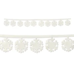 Club Pack Of 24 Christmas Fabric Snowflake Garland Decorations 47"
