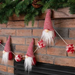 6' Red And White Striped Christmas Gnomes Garland 13 6' Red And White Striped Christmas Gnomes Garland -Noel Twinkle Shop dglit 2010300001 6 84708.1667602597