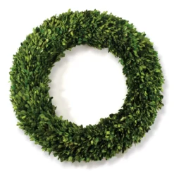 Natural Fiber Artificial Boxwood Christmas Wreath - 24-Inch, Unlit