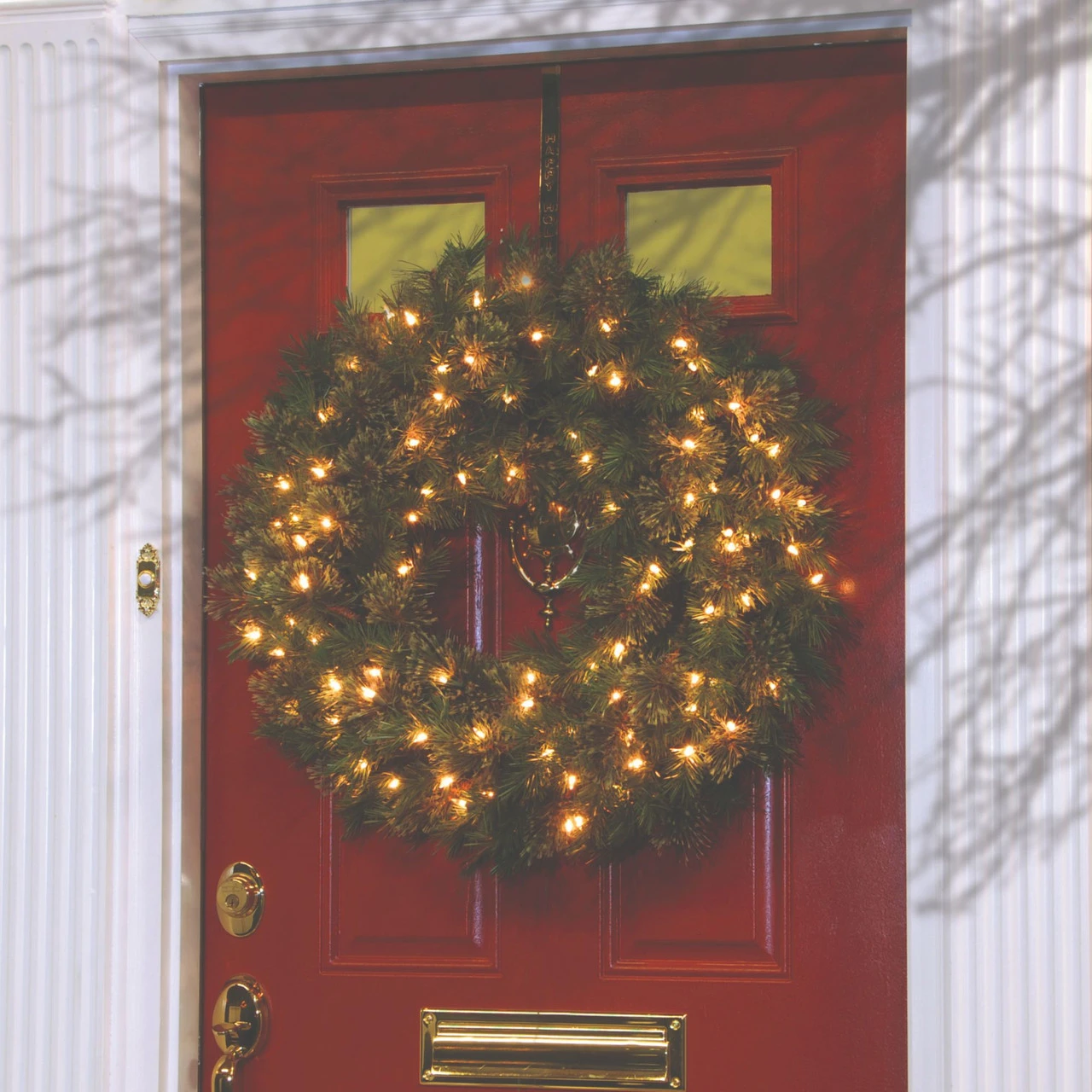 24" Atlanta Spruce Artificial Christmas Wreath - Clear Lights 4 24" Atlanta Spruce Artificial Christmas Wreath - Clear Lights - Image 2