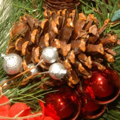 24" Pre-Lit B/O LED Hydrangea Artificial Christmas Wreath – Warm White Lights -Noel Twinkle Shop dnat dc13 158 24wb 1 4 56363.1667536533