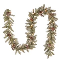 9' X 10" Pre-Lit Dunhill Fir Artificial Christmas Garland With Red Berries – Clear Lights