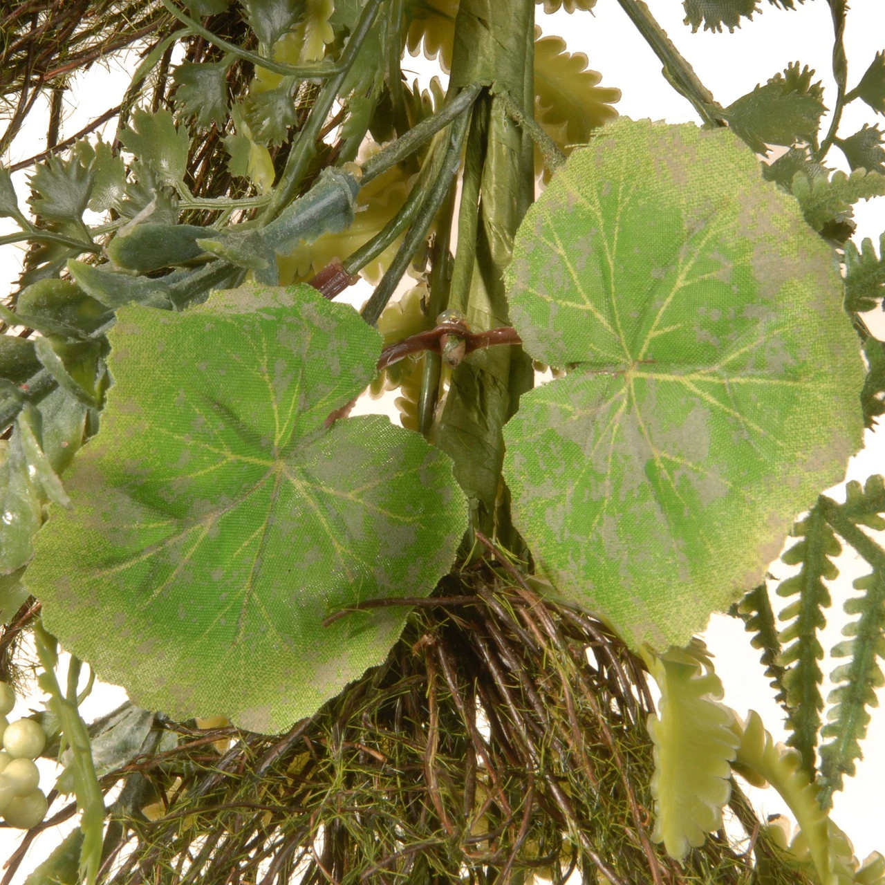 45" Unlit Garden Accents Fern And Lavender Artificial Garland 6 45" Unlit Garden Accents Fern And Lavender Artificial Garland - Image 4