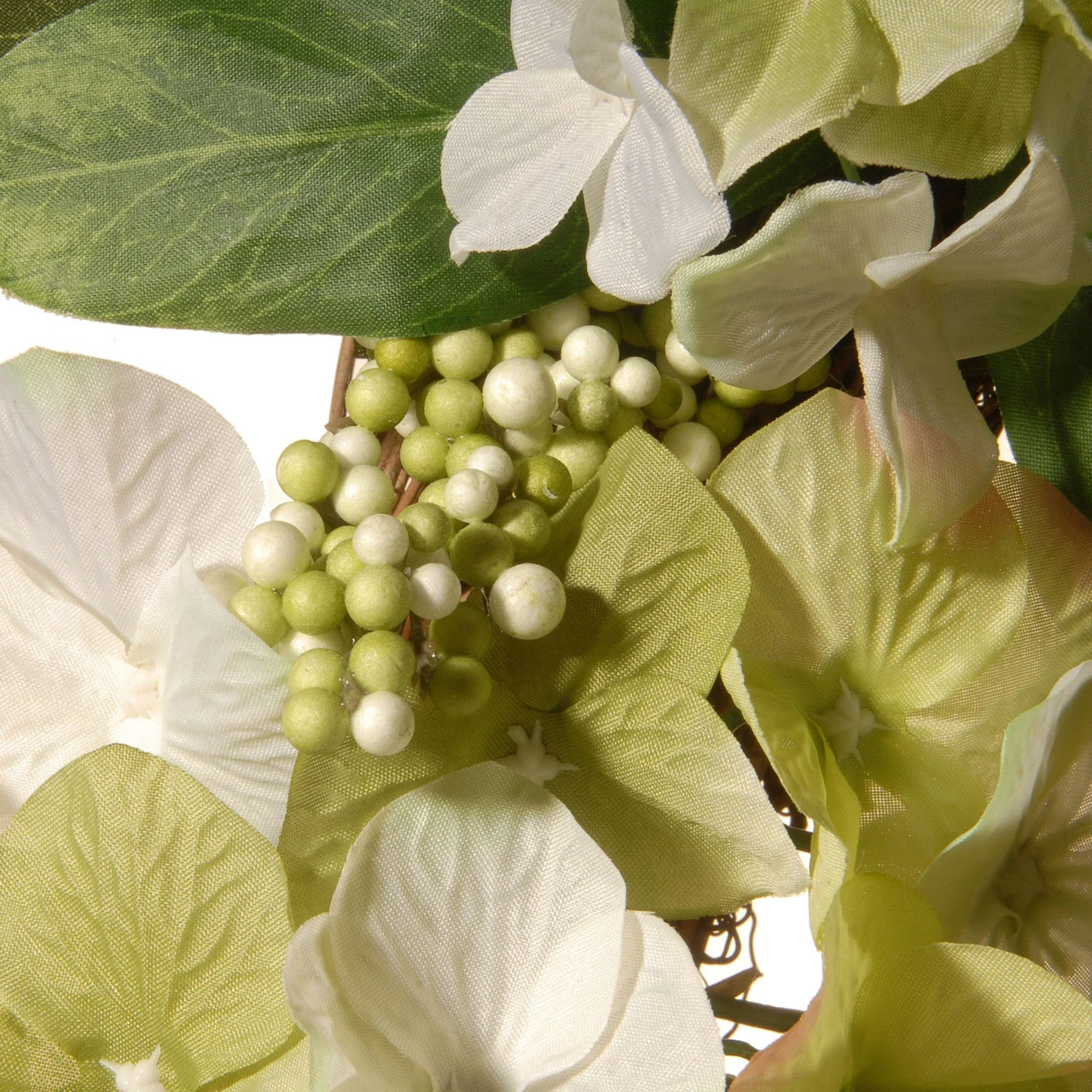 Hydrangea Flower And Berries Garden Accents Artificial Wreath - 24-Inch 4 Hydrangea Flower And Berries Garden Accents Artificial Wreath - 24-Inch - Image 2