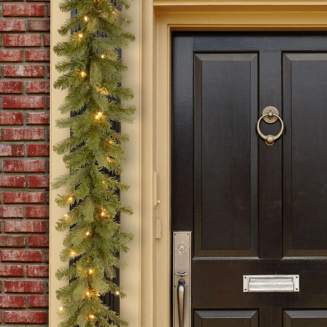 9' X 12" Pre-Lit Downswept Douglas Artificial Christmas Garland - Warm White LED Lights 4 9' X 12" Pre-Lit Downswept Douglas Artificial Christmas Garland - Warm White LED Lights - Image 2