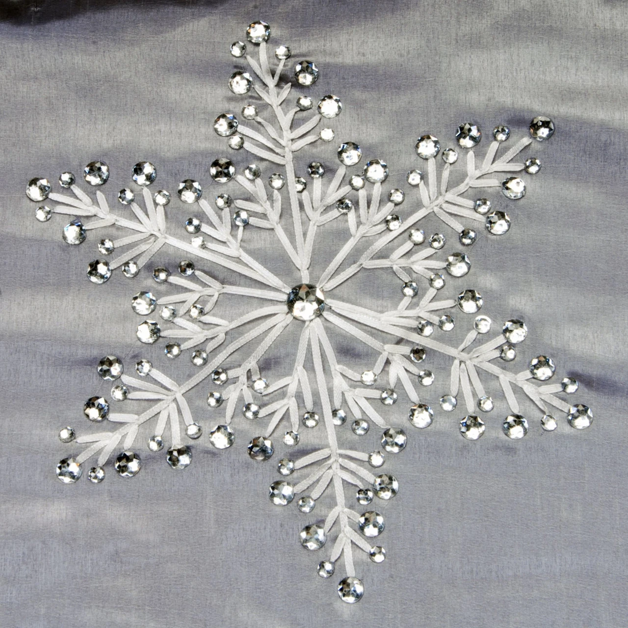 42" Gray And White Snowflake Embroidered Christmas Tree Skirt 4 42" Gray And White Snowflake Embroidered Christmas Tree Skirt - Image 2