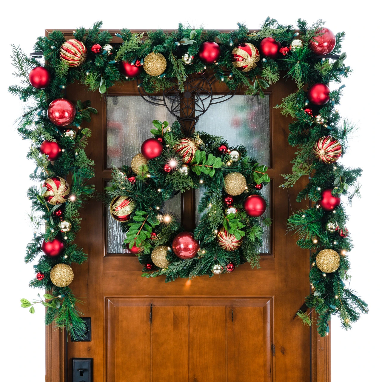 Pre-Lit Red And Green Artificial Classic Christmas Wreath, 24-Inch, Clear LED Lights 6 Pre-Lit Red And Green Artificial Classic Christmas Wreath, 24-Inch, Clear LED Lights - Image 4