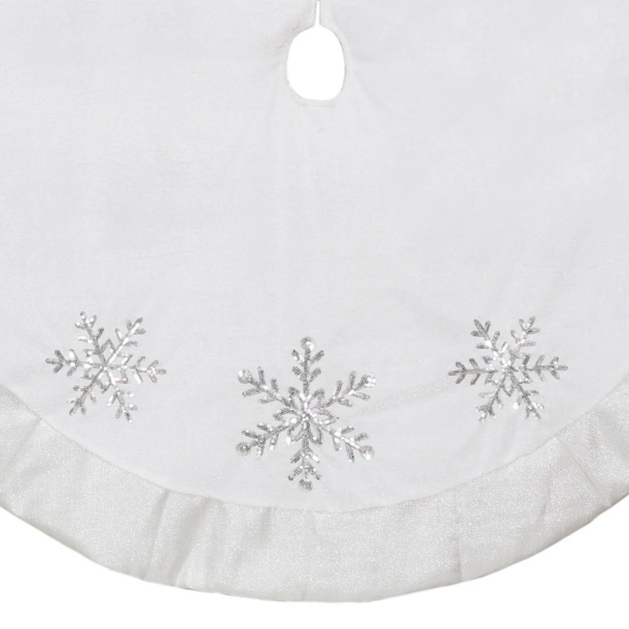 48" White And Silver Embroidered Sequin Snowflakes Tree Skirt 5 48" White And Silver Embroidered Sequin Snowflakes Tree Skirt - Image 3