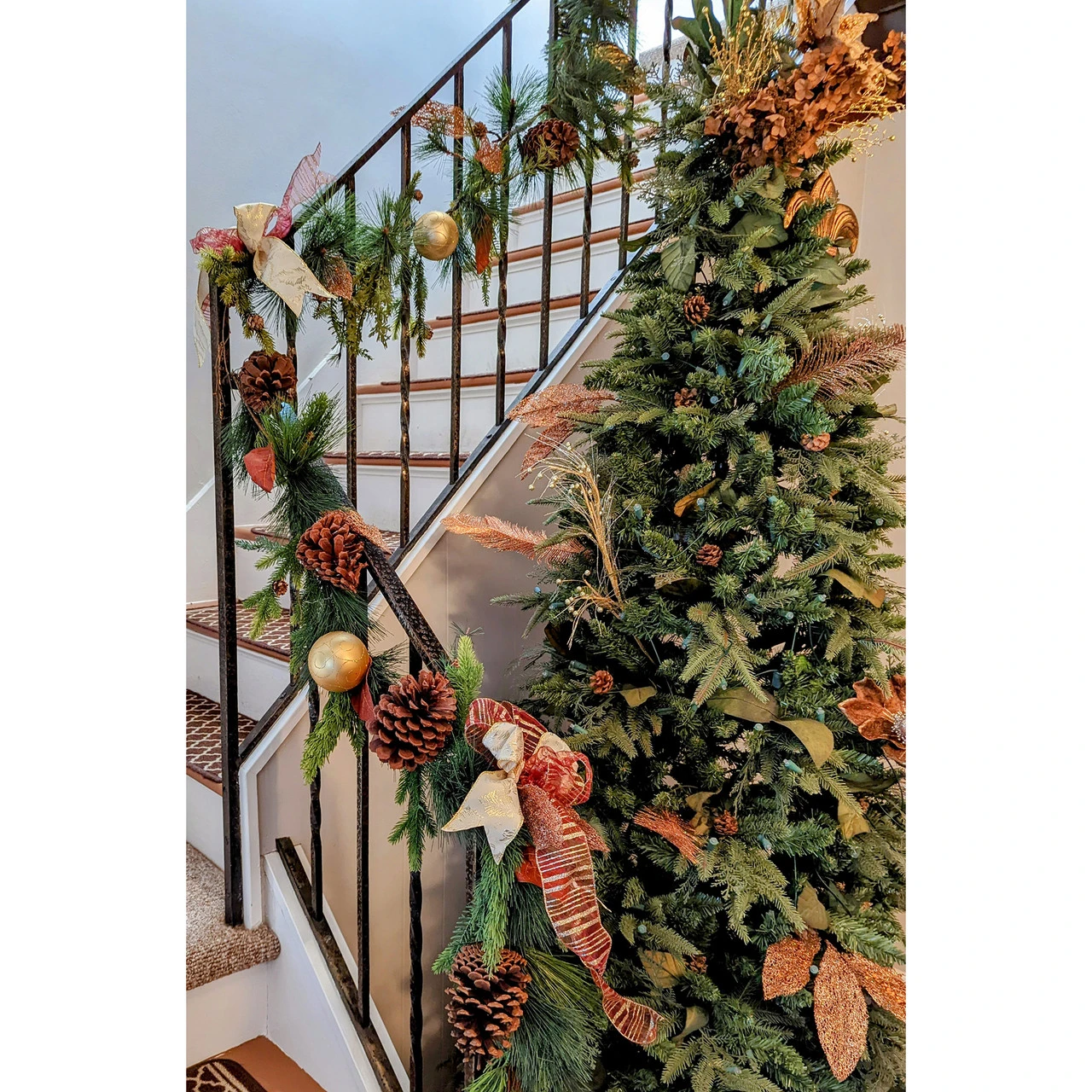 5' X 5" Green And Brown Pine Cones Artificial Christmas Garland - Unlit 5 5' X 5" Green And Brown Pine Cones Artificial Christmas Garland - Unlit - Image 3