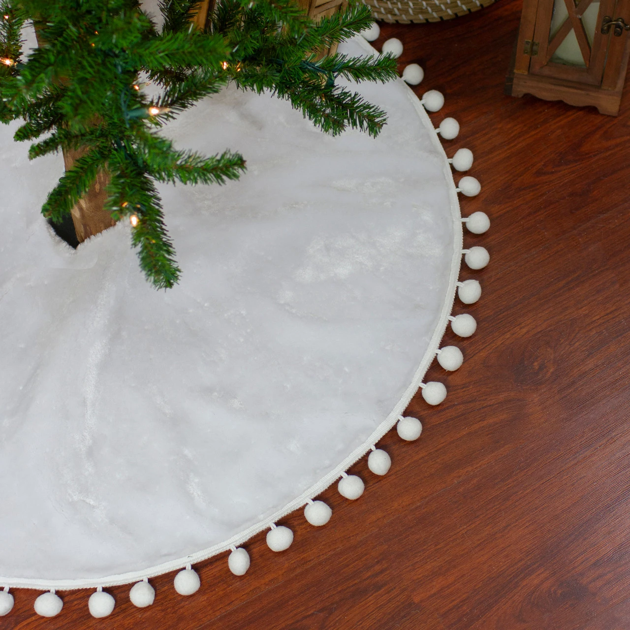36" White Christmas Tree Skirt With A Pom Pom Border And Tie Backs 3 36" White Christmas Tree Skirt With A Pom Pom Border And Tie Backs