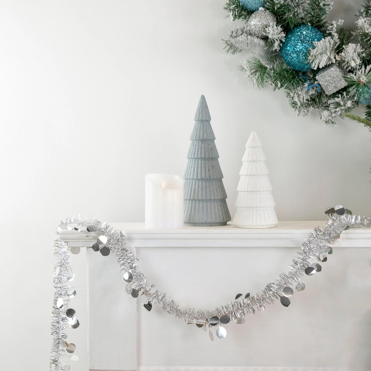 50' X 1.5" Silver Tinsel Christmas Garland With Polka Dots - Unlit 4 50' X 1.5" Silver Tinsel Christmas Garland With Polka Dots - Unlit - Image 2