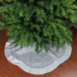 48" Silver And White Floral Trimmed Christmas Tree Skirt