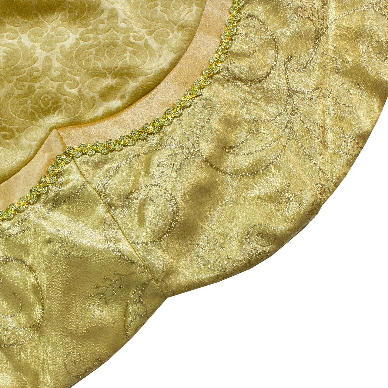 48-Inch Golden Scalloped Velvet Christmas Tree Skirt With A Metallic Trim 4 48-Inch Golden Scalloped Velvet Christmas Tree Skirt With A Metallic Trim - Image 2