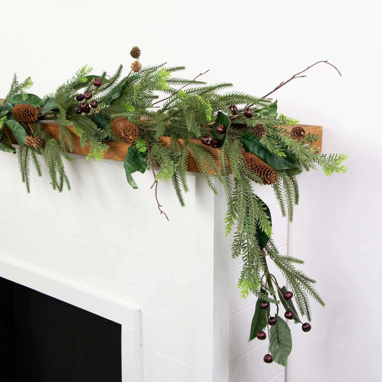 6' Mixed Foliage With Pine Cones And Berries Christmas Garland, Unlit 6 6' Mixed Foliage With Pine Cones And Berries Christmas Garland, Unlit - Image 4