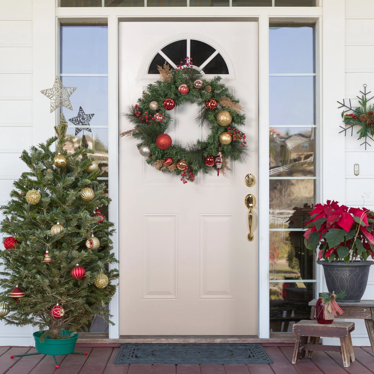 Green Mixed Foliage And Ornaments Artificial Christmas Wreath, 30-Inch, Unlit 4 Green Mixed Foliage And Ornaments Artificial Christmas Wreath, 30-Inch, Unlit - Image 2