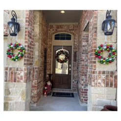 Traditional Colors 2-Finish Shatterproof Ball Christmas Wreath, 24-Inch 13 Traditional Colors 2-Finish Shatterproof Ball Christmas Wreath, 24-Inch -Noel Twinkle Shop northlight sm91059 cxpic2 76495.1677518924