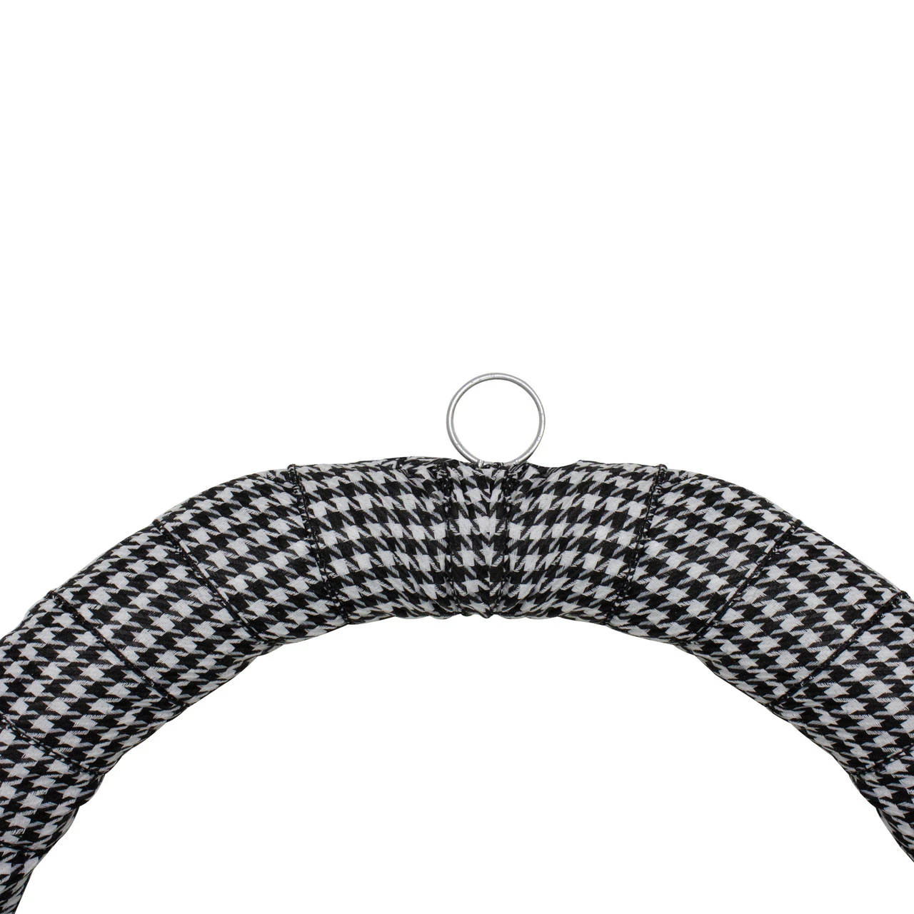 Black And White Houndstooth And Berry Artificial Christmas Wreath - 24-Inch, Unlit 6 Black And White Houndstooth And Berry Artificial Christmas Wreath - 24-Inch, Unlit - Image 4