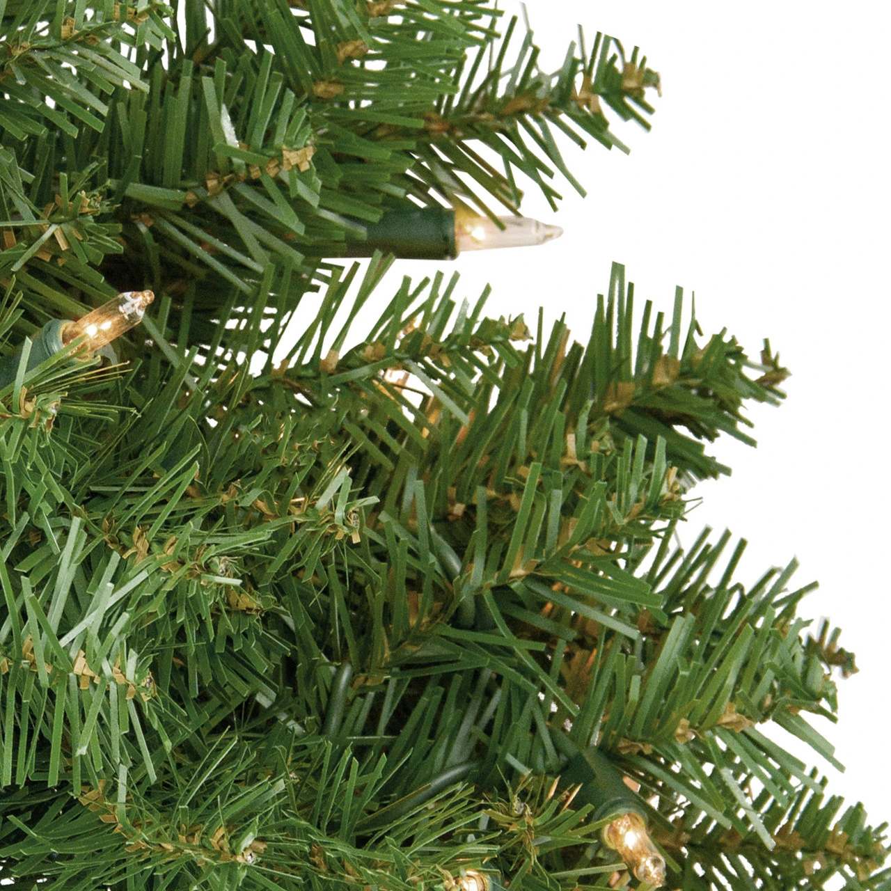 Pre-Lit Rockwood Pine Artificial Christmas Wreath - 24-Inch, Clear Lights 4 Pre-Lit Rockwood Pine Artificial Christmas Wreath - 24-Inch, Clear Lights - Image 2