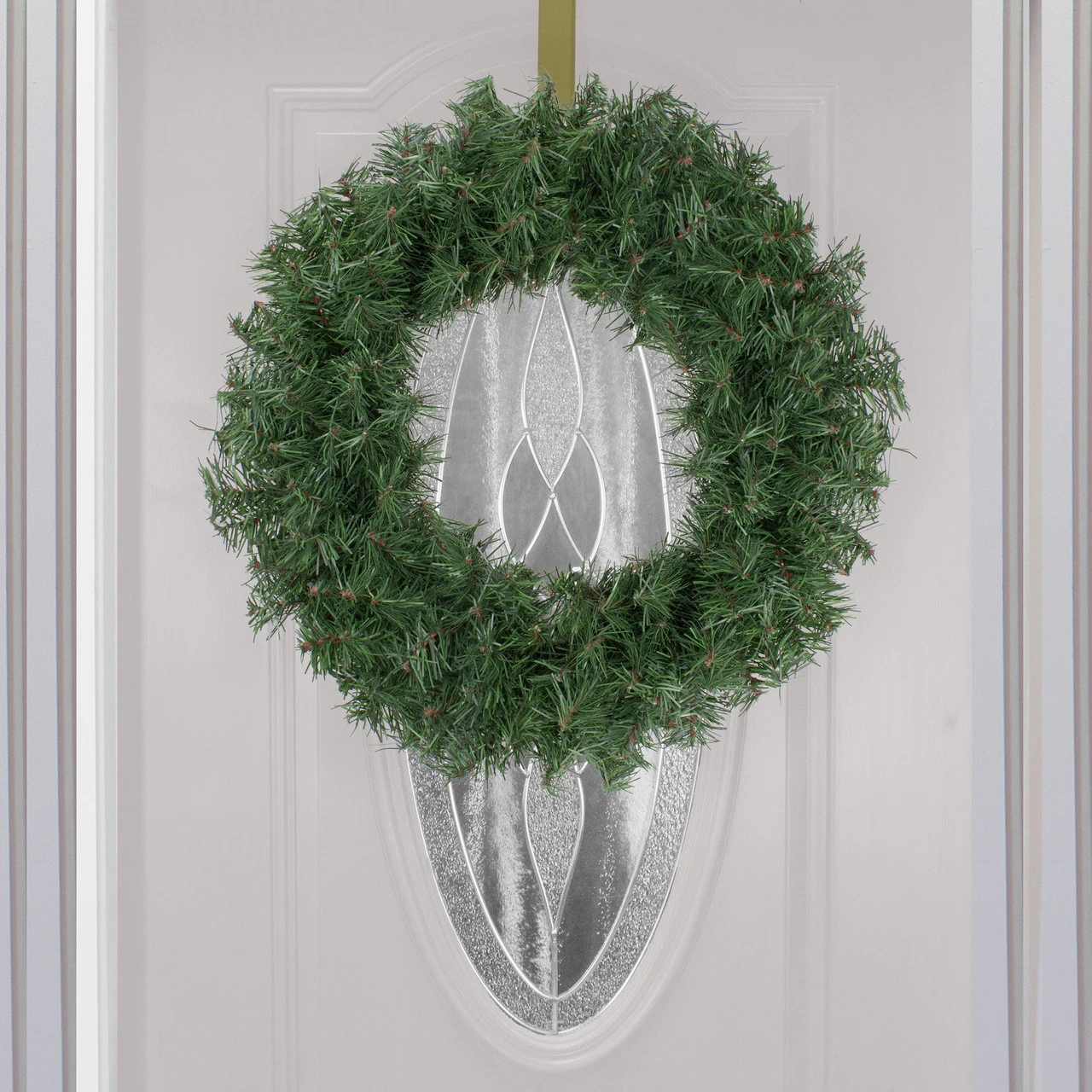 Canadian Pine Artificial Christmas Wreath, 18-Inch, Unlit 6 Canadian Pine Artificial Christmas Wreath, 18-Inch, Unlit - Image 4
