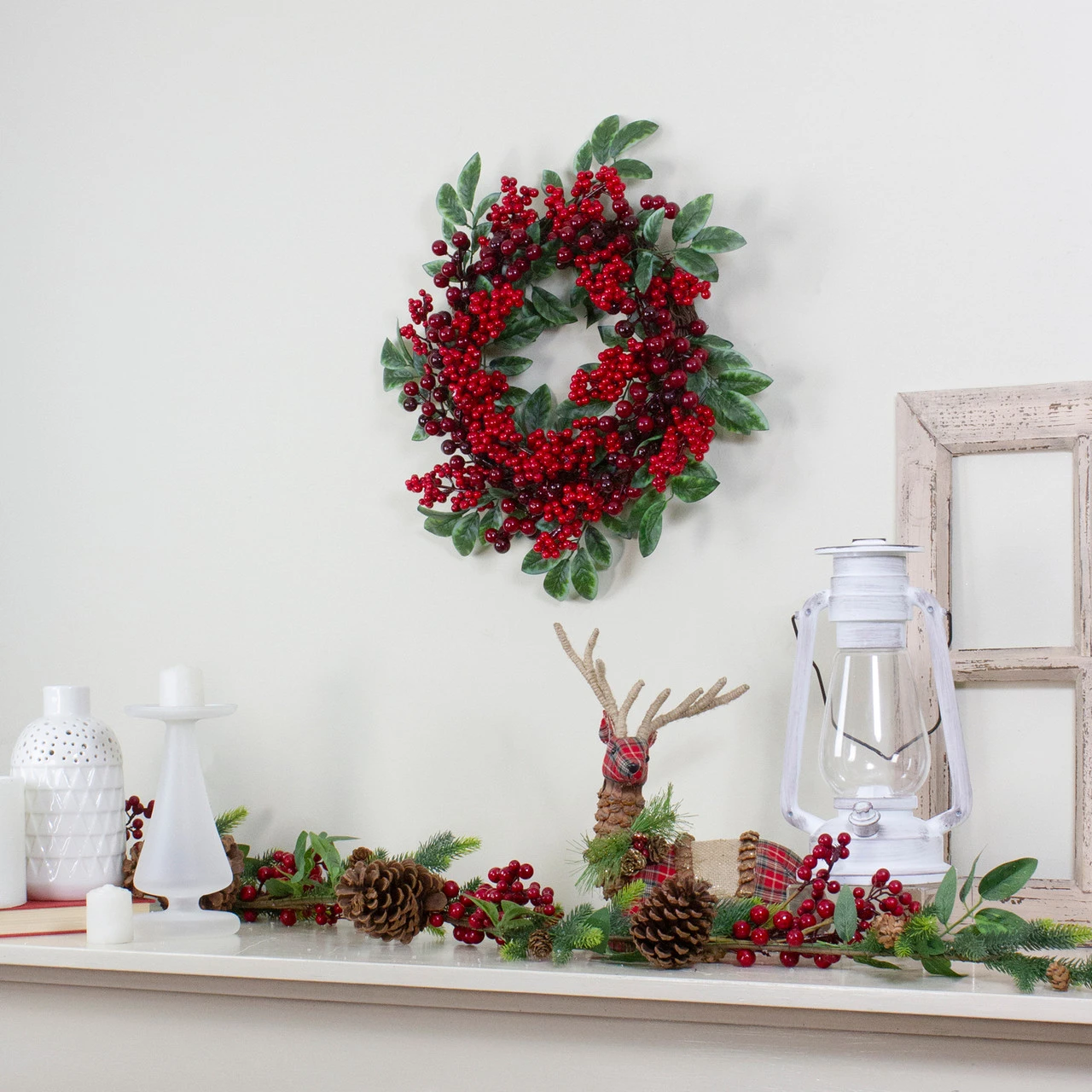 Red Berries And Two-Tone Green Leaves Artificial Christmas Wreath - 18-Inch, Unlit 4 Red Berries And Two-Tone Green Leaves Artificial Christmas Wreath - 18-Inch, Unlit - Image 2