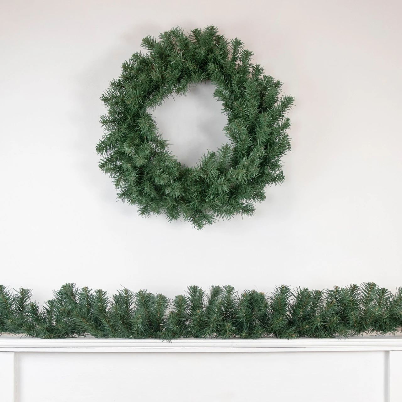 Dakota Red Pine Artificial Christmas Wreath - 24-Inch, Unlit 4 Dakota Red Pine Artificial Christmas Wreath - 24-Inch, Unlit - Image 2